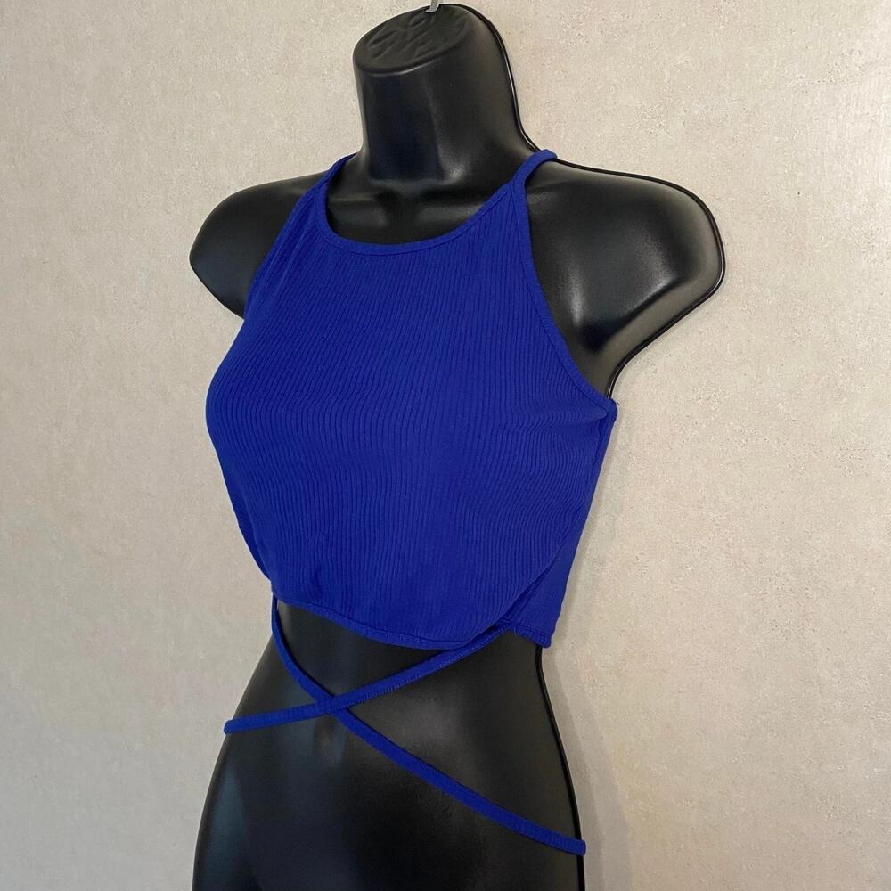 Active USA Knit Crop Tank Top Sleeveless Crop Top Criss Cross Back Strappy Mdm‎